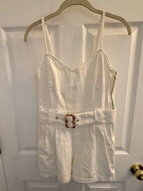 Show Me Your MuMu White Belted Romper